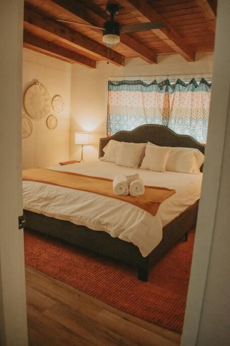 Villa Casa Charleston-3Br-2Bath-Hot Tub-Pet Friendly-No Pet Fees! à Albuquerque Extérieur photo