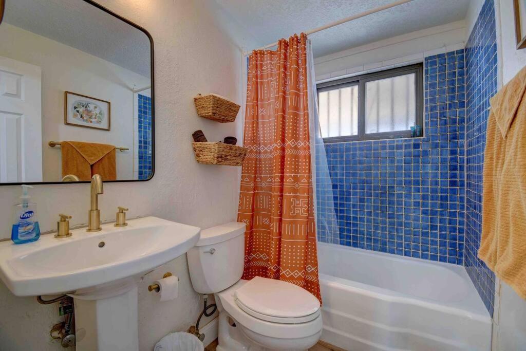 Villa Casa Charleston-3Br-2Bath-Hot Tub-Pet Friendly-No Pet Fees! à Albuquerque Extérieur photo